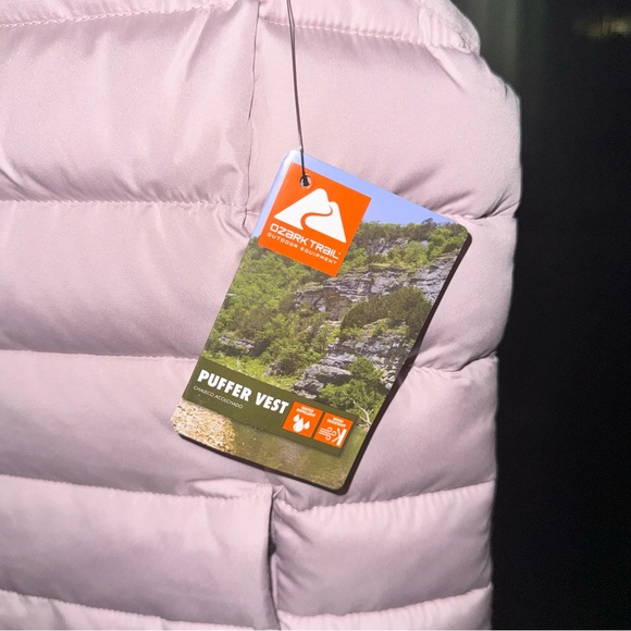 Ozark Trail Women's Core Puffer Vest Large 12-14 Mauve Pink Quilted Zip Front - Picture 6 of 11